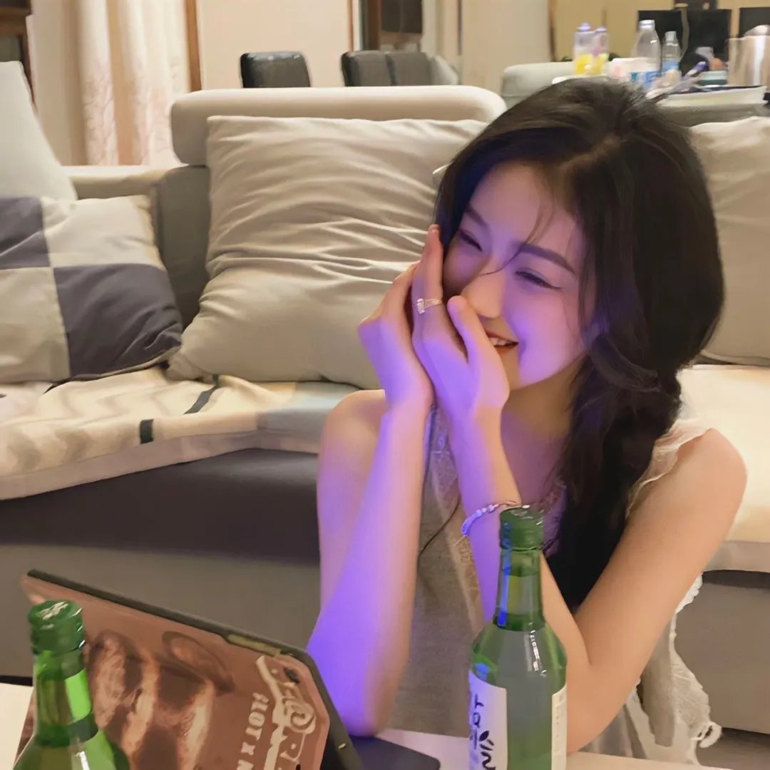 她不当女主很多年